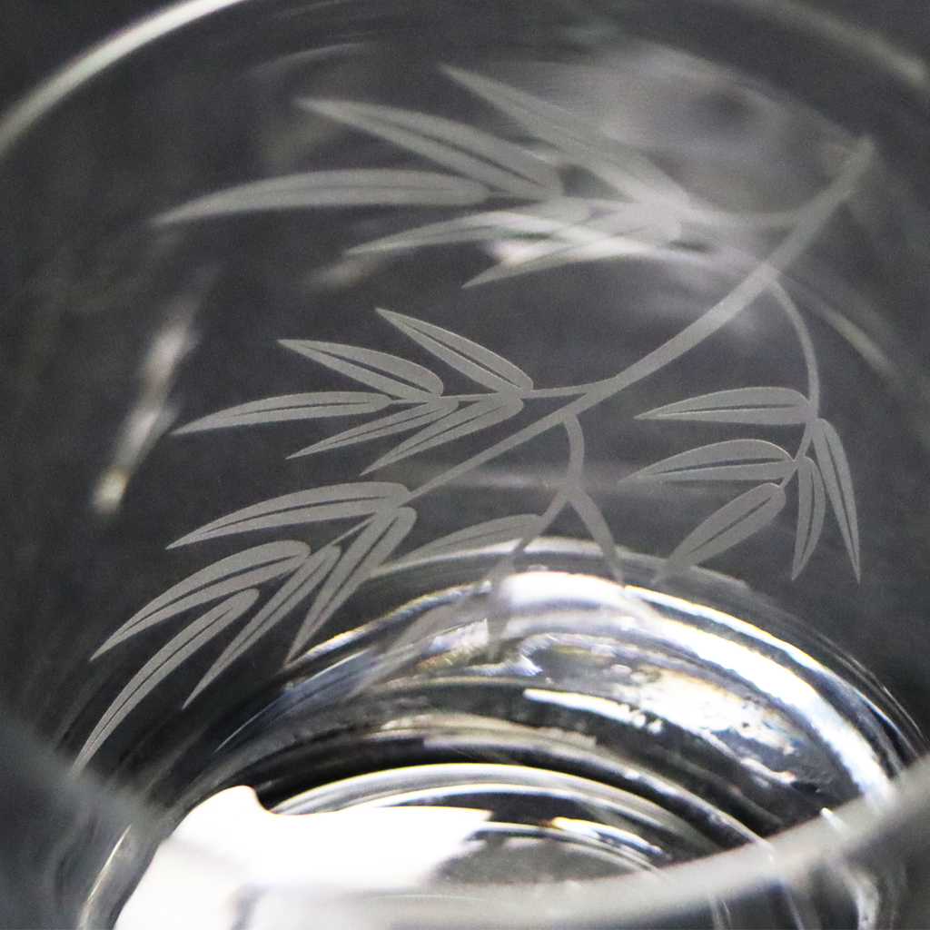 蕨硝子　緑陰の鯉　鯉のロックグラス　クリアーガラス　の画像