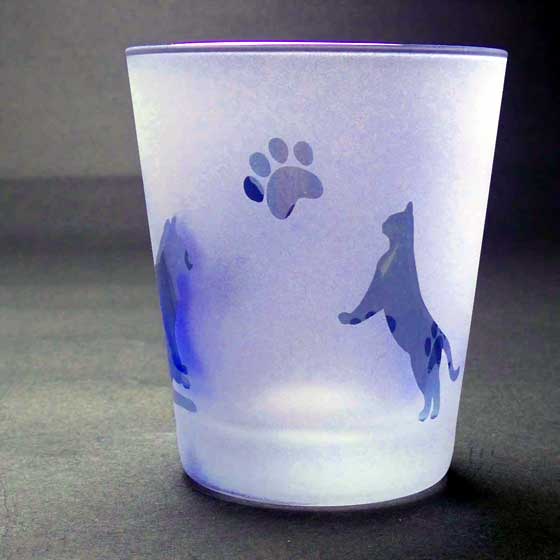 ネコのロックグラス　ブルー色　ラスターガラス　蕨硝子画像
