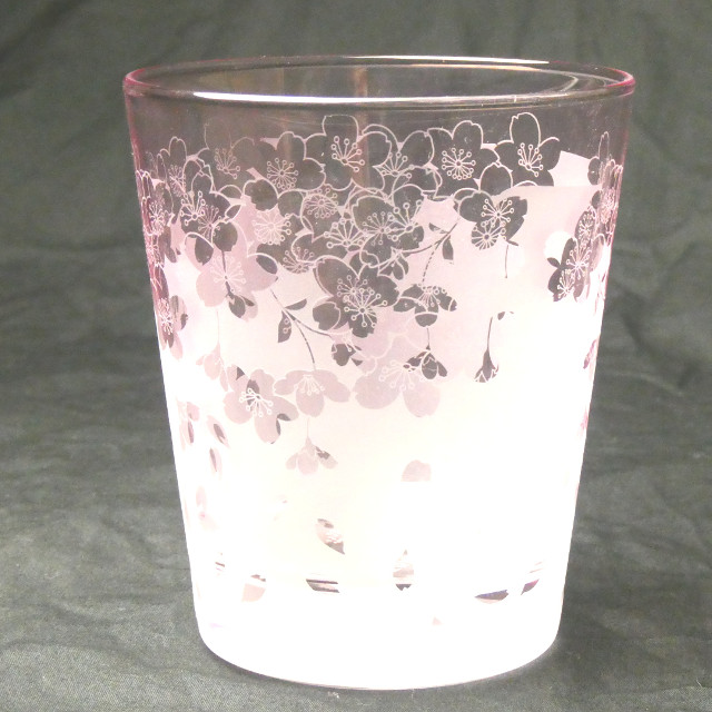 名入れ　桜グラス01　ペアセット　ピンク色　ラスターガラス　蕨硝子　画像