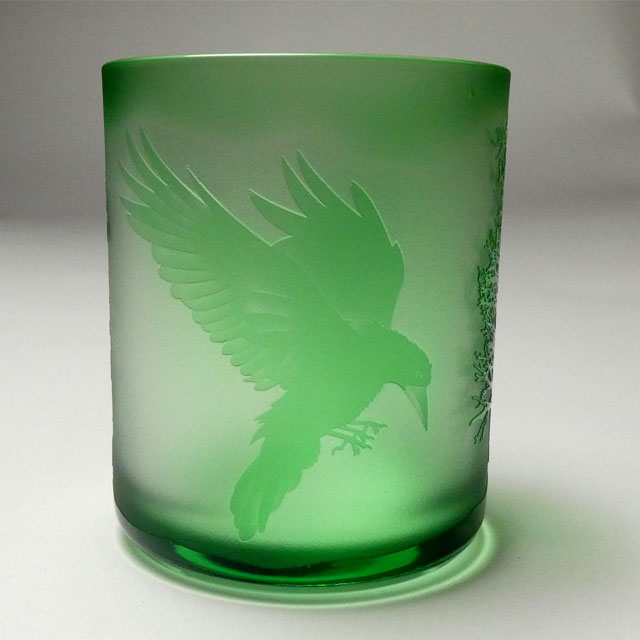 八咫烏の森　ヤタガラスシリーズ　蕨硝子　被せガラス　緑色　ロックグラス画像