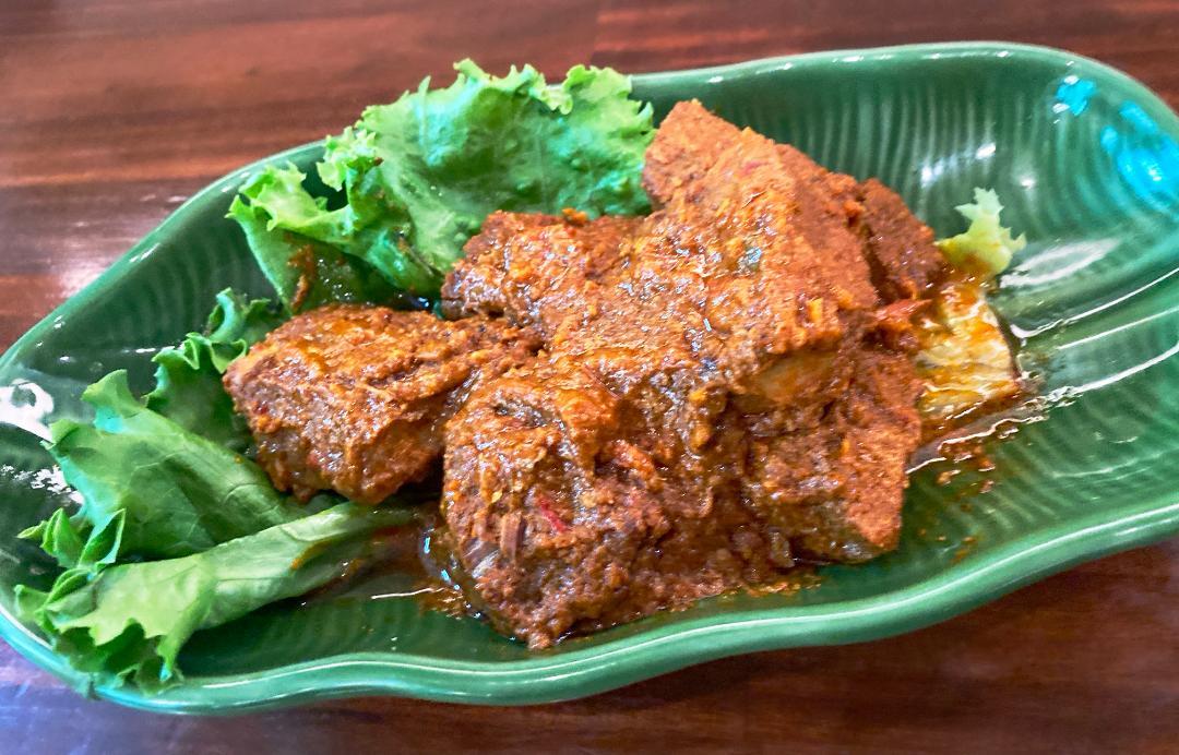 じっくり煮込んだ絶品ルンダン（牛肉のスパイス煮）/Rendang sapi　【Halal Beef】画像