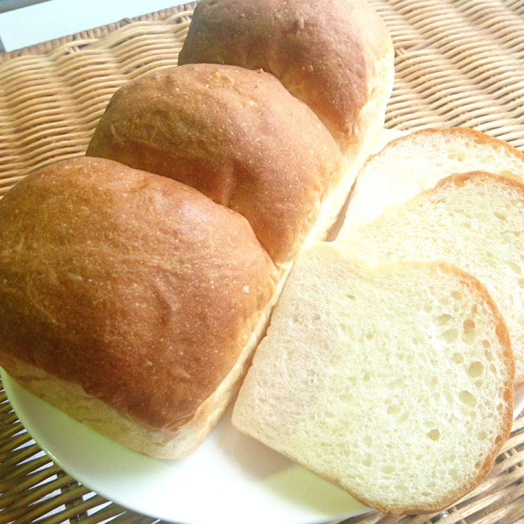 パン・ド・ターブル（シエール風食パン）画像