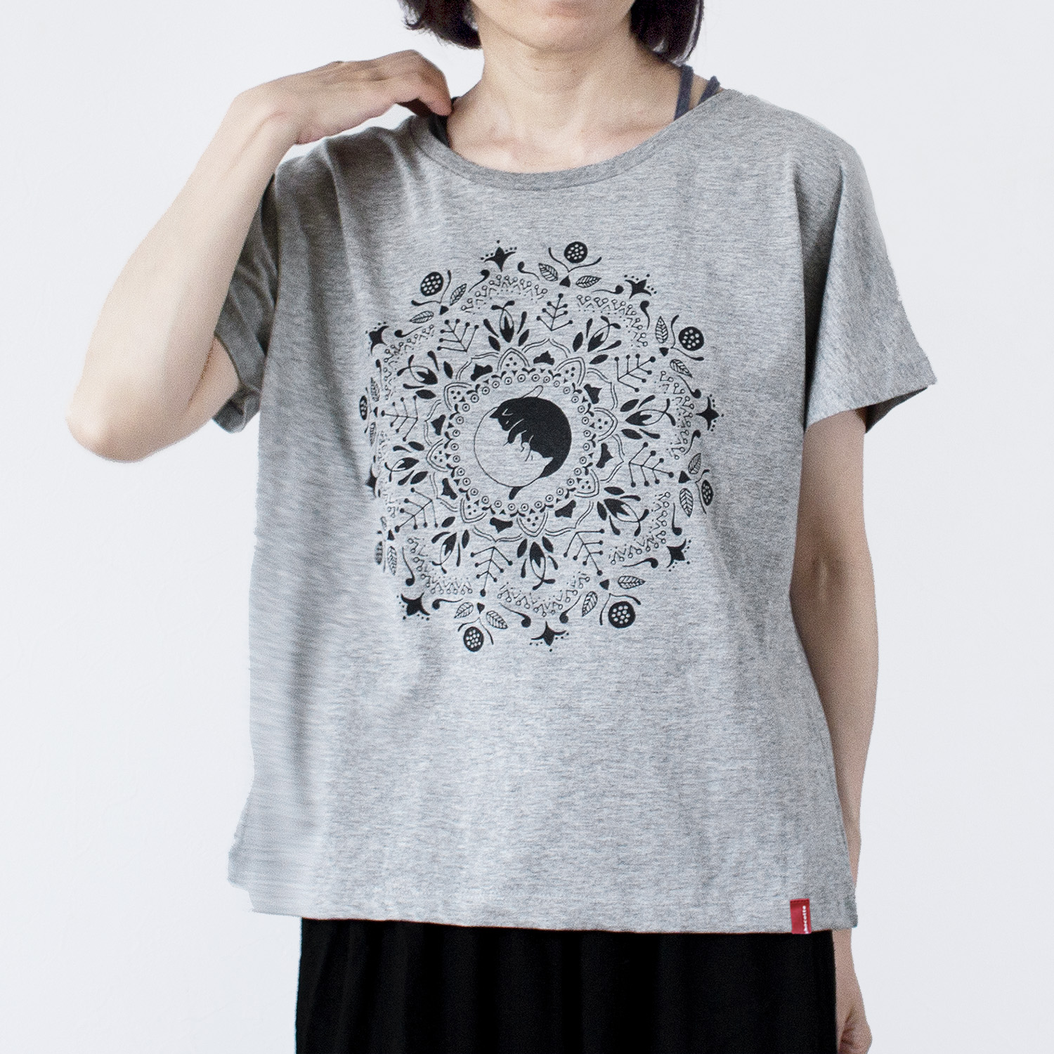 ねこの曼荼羅Tシャツ（グレー）の画像