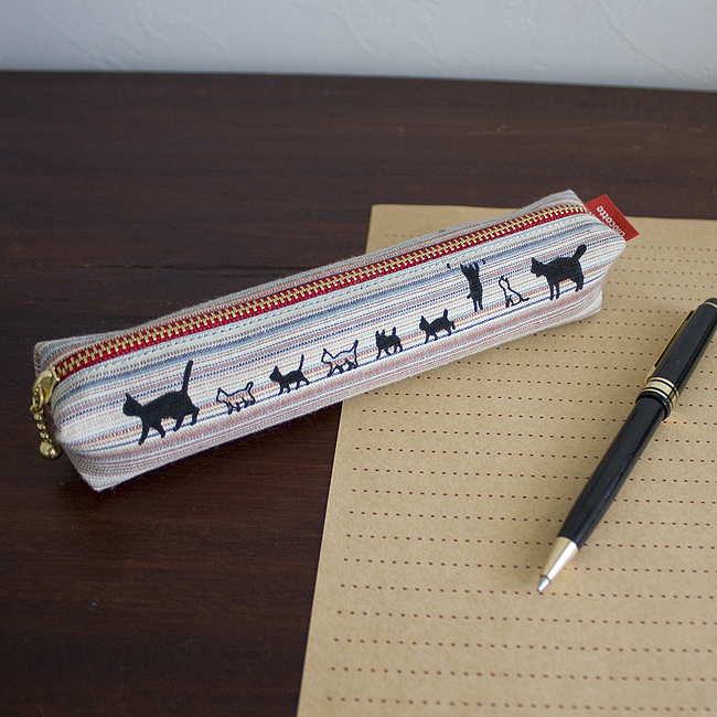 ねこ家族のペンケース（しじら織り）の画像