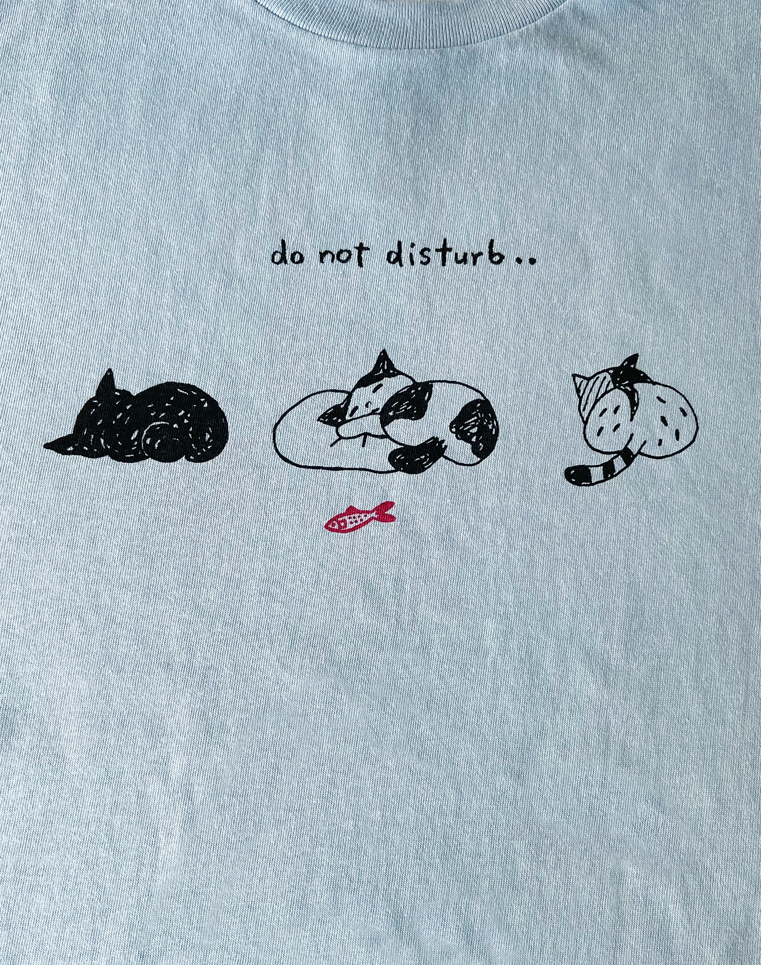 do not disturb（起こさないでね）Tシャツの画像