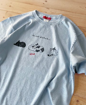 do not disturb（起こさないでね）Tシャツの画像