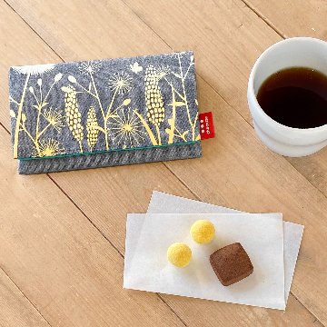 あざみとねこの懐紙入れ（シャンブレー）の画像