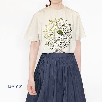 ねこの曼荼羅Tシャツ（グラデーション）黄緑の画像