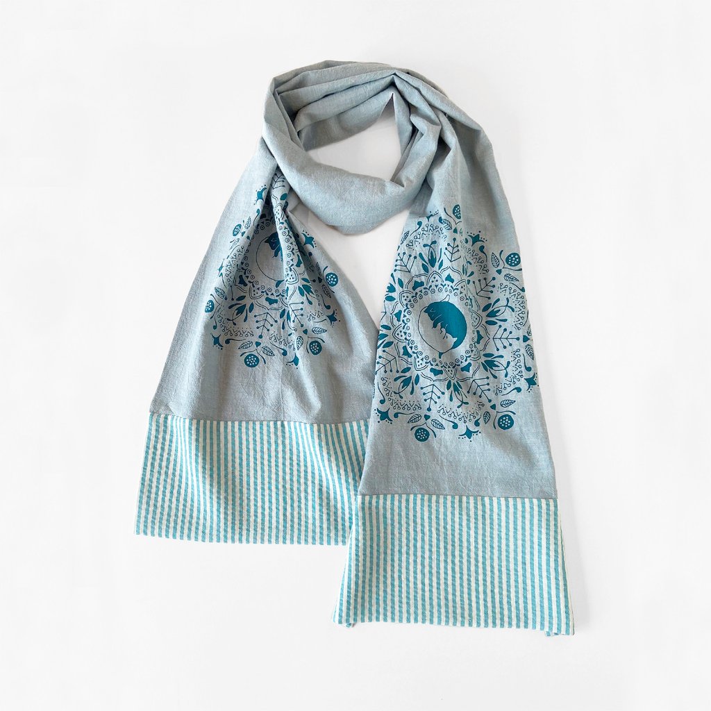 ねこの曼荼羅のストールの画像