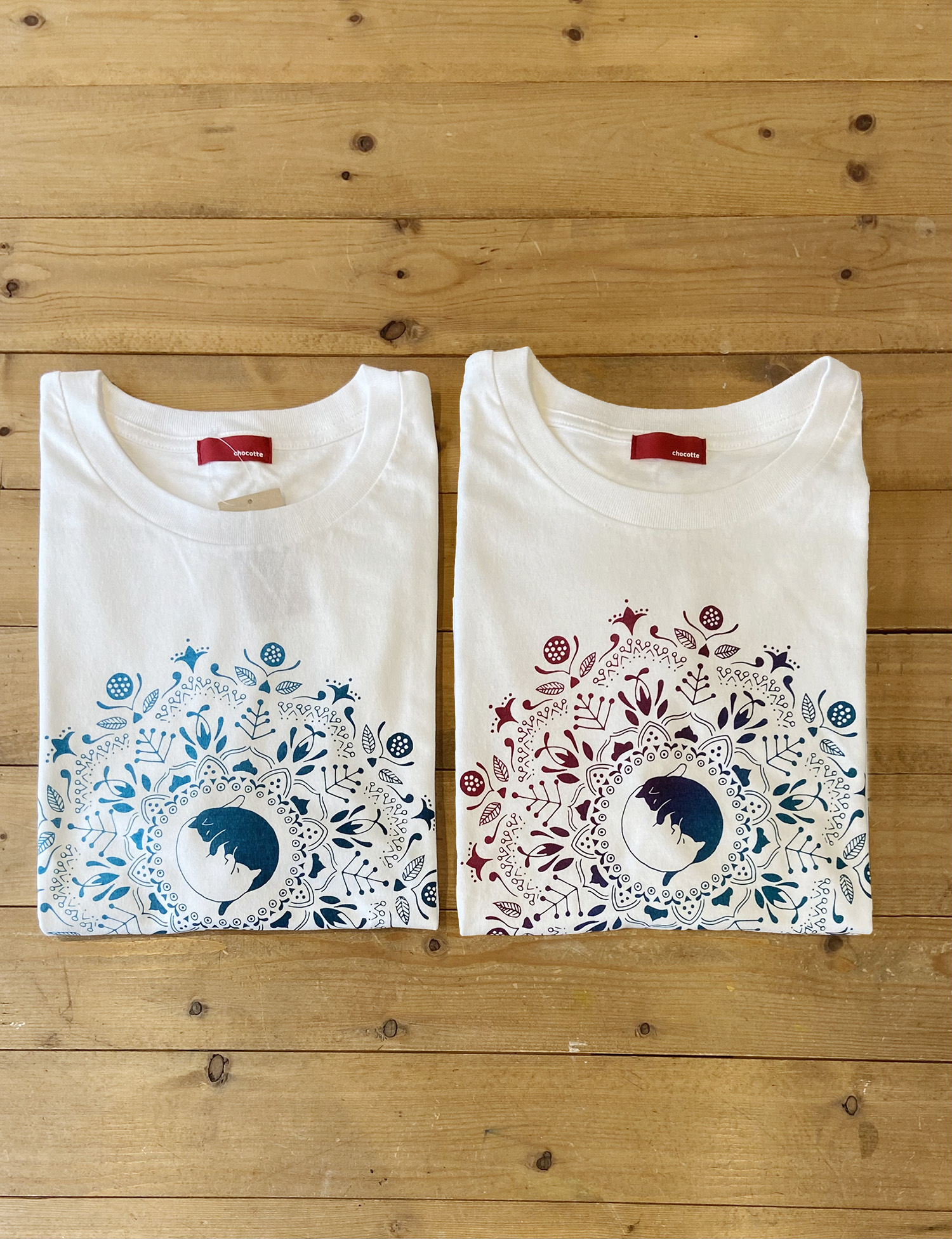 ねこの曼荼羅ビッグシルエットT（ブルーグラデ）の画像