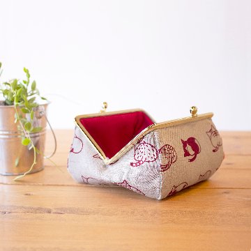 ねこのおしりのがま口ポーチ（れんが色)の画像