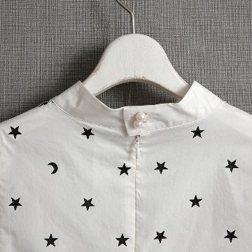 『Stella polka dot』 flare sleeve blouse OFF×BLACK画像