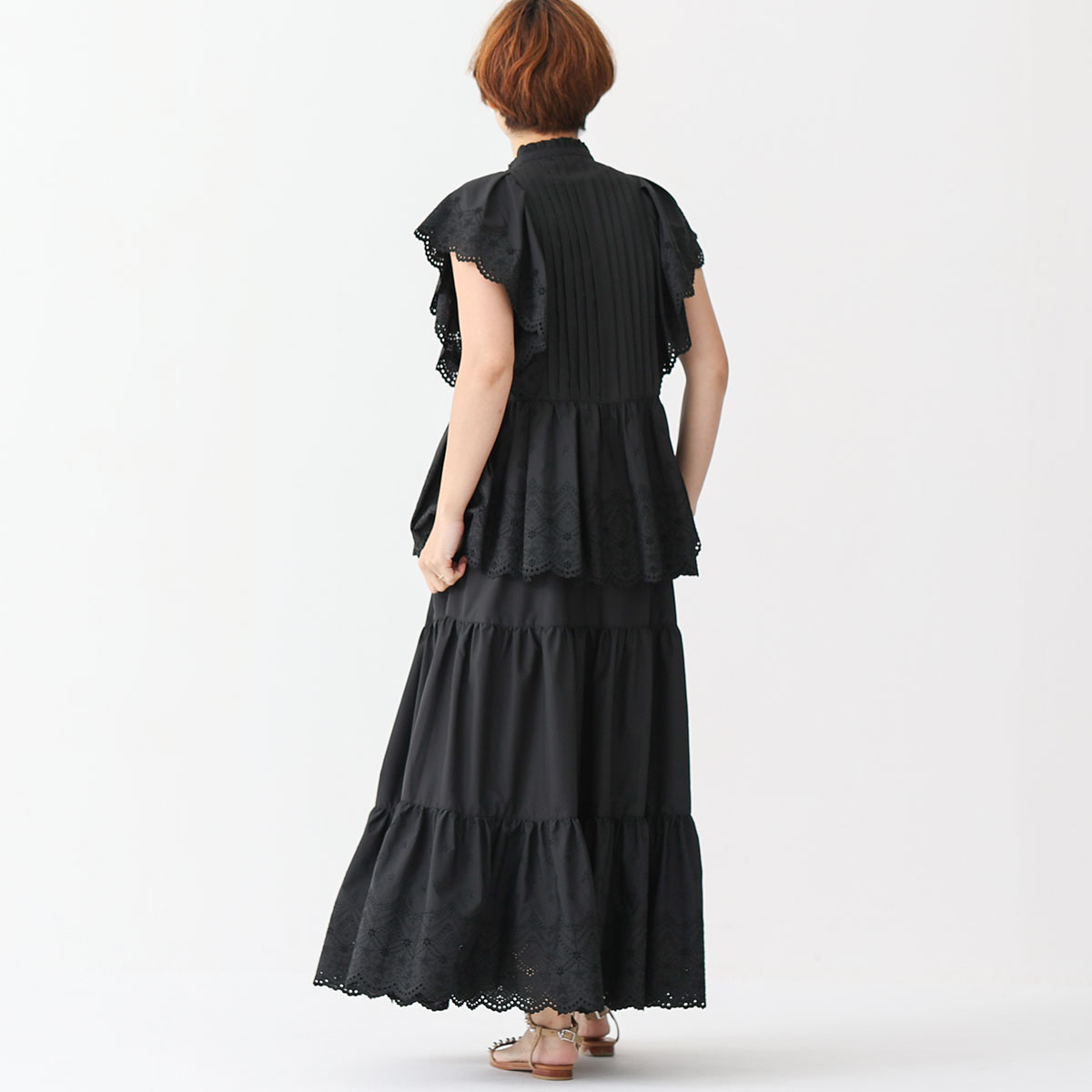 『Stella scallop』 tiered skirt BLACK画像