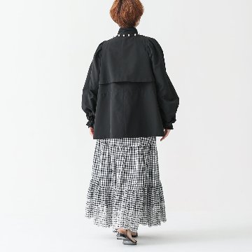 『Stella scallop』 tiered skirt WHITE×BLACK画像
