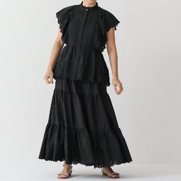 『Stella scallop』 flare sleeve blouse BLACK画像