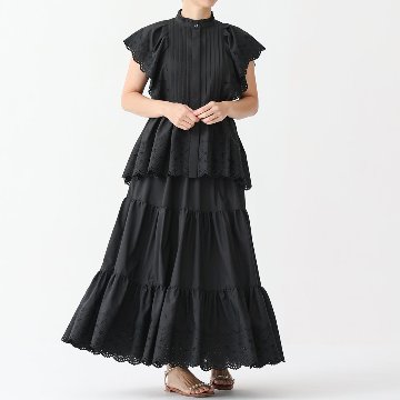 『Stella scallop』 flare sleeve blouse BLACK画像