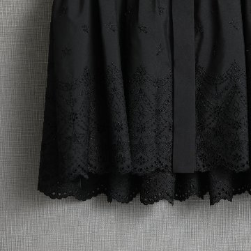 『Stella scallop』 flare sleeve blouse BLACK画像