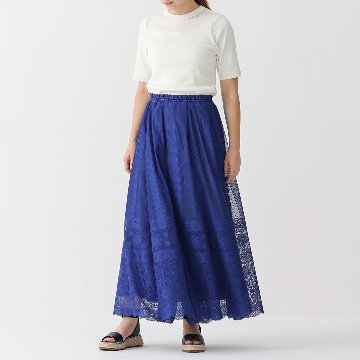 『Trellis lace』 suspenders tuck long skirt BLUE画像
