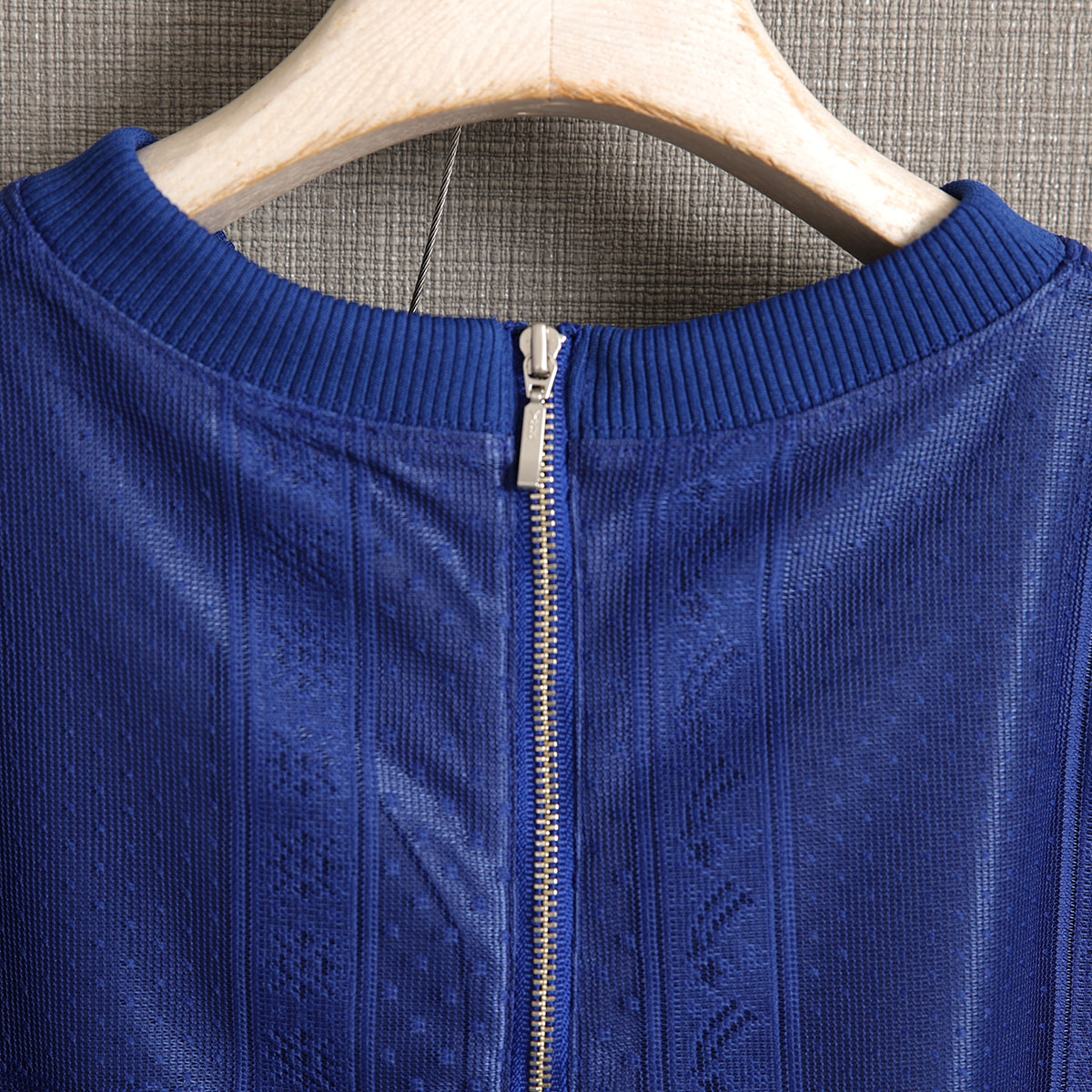 『Trellis lace』 pullover blouse BLUE画像