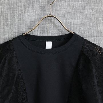 『Trellis lace』 lace sleeve tops BLACKの画像