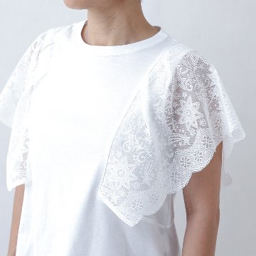 『Trellis lace』 lace sleeve tops BLACKの画像