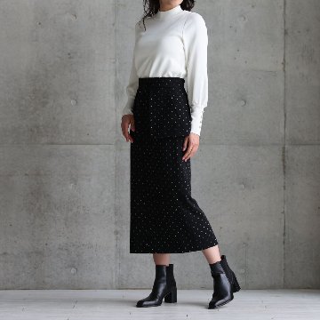 『Earring cuffs　knit』 High-neck knit　WHITEの画像