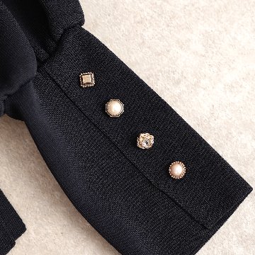 『Earring cuffs　knit』 High-neck knit　NAVYの画像