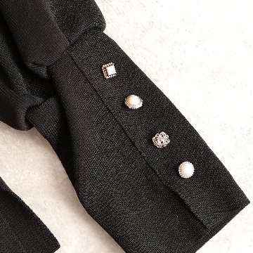 『Earring cuffs　knit』 High-neck knit　BLACKの画像