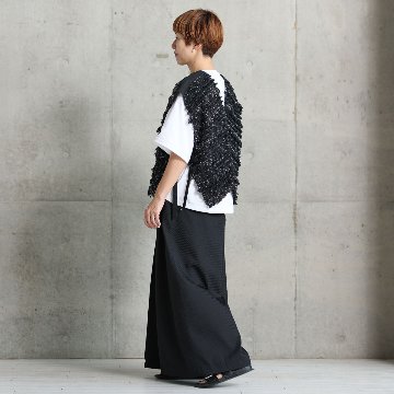 『Recollect feather』 relax gilet BLACK画像