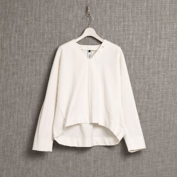 『Crape double knit』V-neck pullover tops IVORYの画像