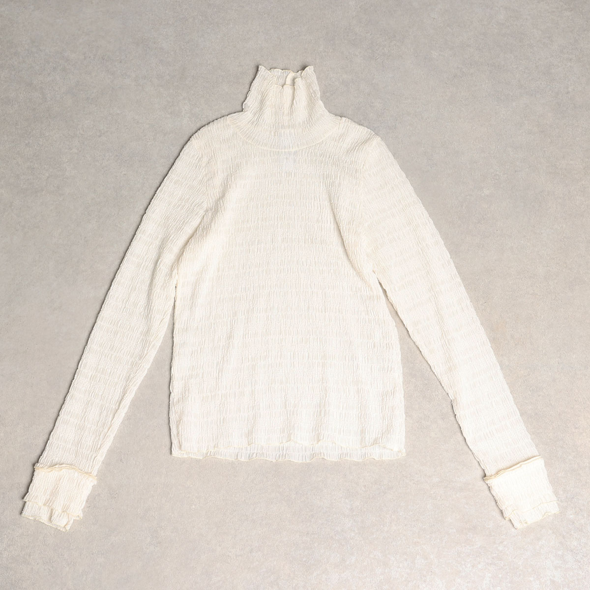 『Shirring knit』 High-neck sheer tops ECRUの画像