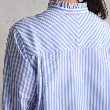 『Stella stripe』 Stand-collar blouse WHITE×SAXEの画像