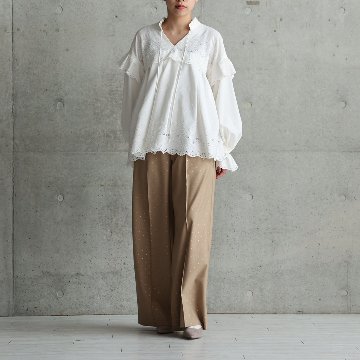 『Stella scallop』 Pullover blouse ECRUの画像