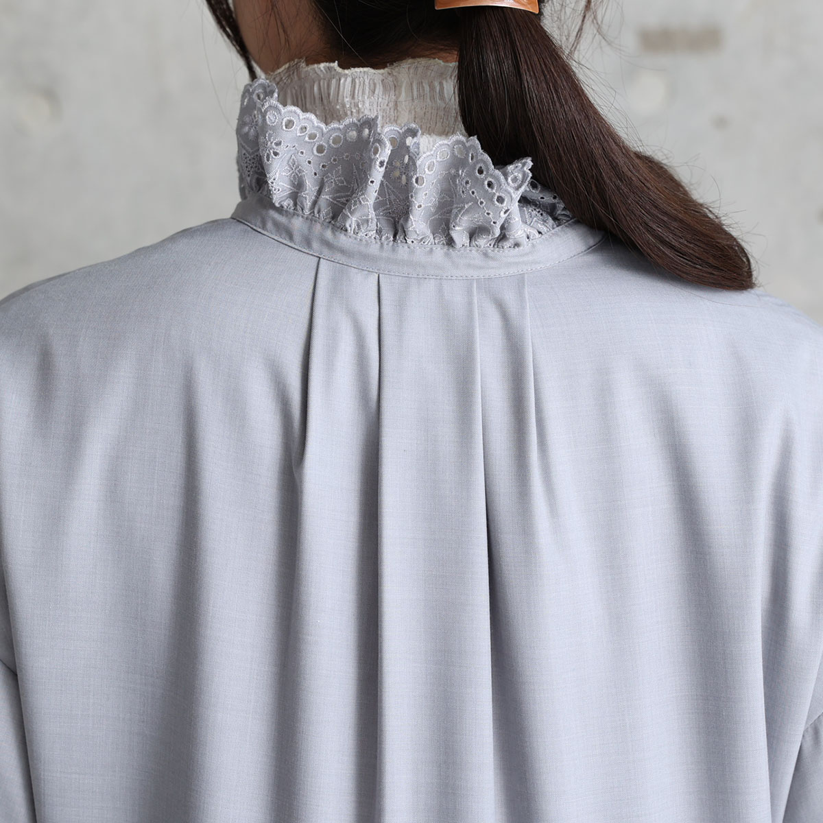 『Stella scallop』 Tiered dress L-GRAYの画像