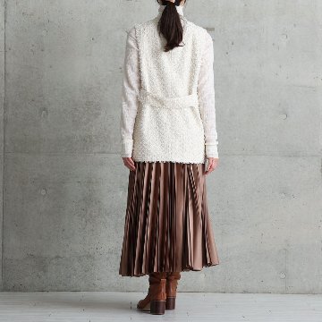 『Feather flower jacquard 』 No-collar gilet ECRUの画像