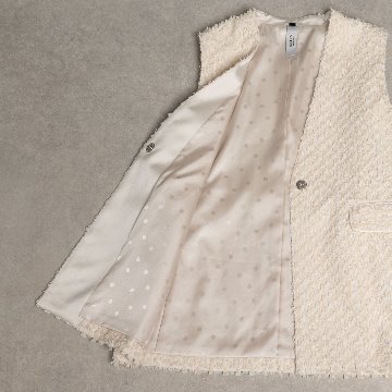 『Feather flower jacquard 』 No-collar gilet ECRUの画像