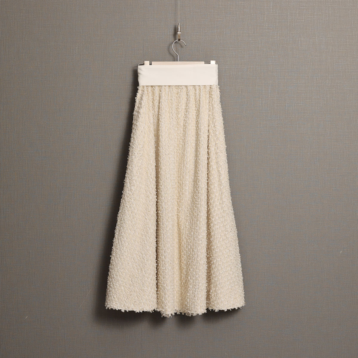 『Feather flower jacquard 』 Circular long skirt ECRUの画像