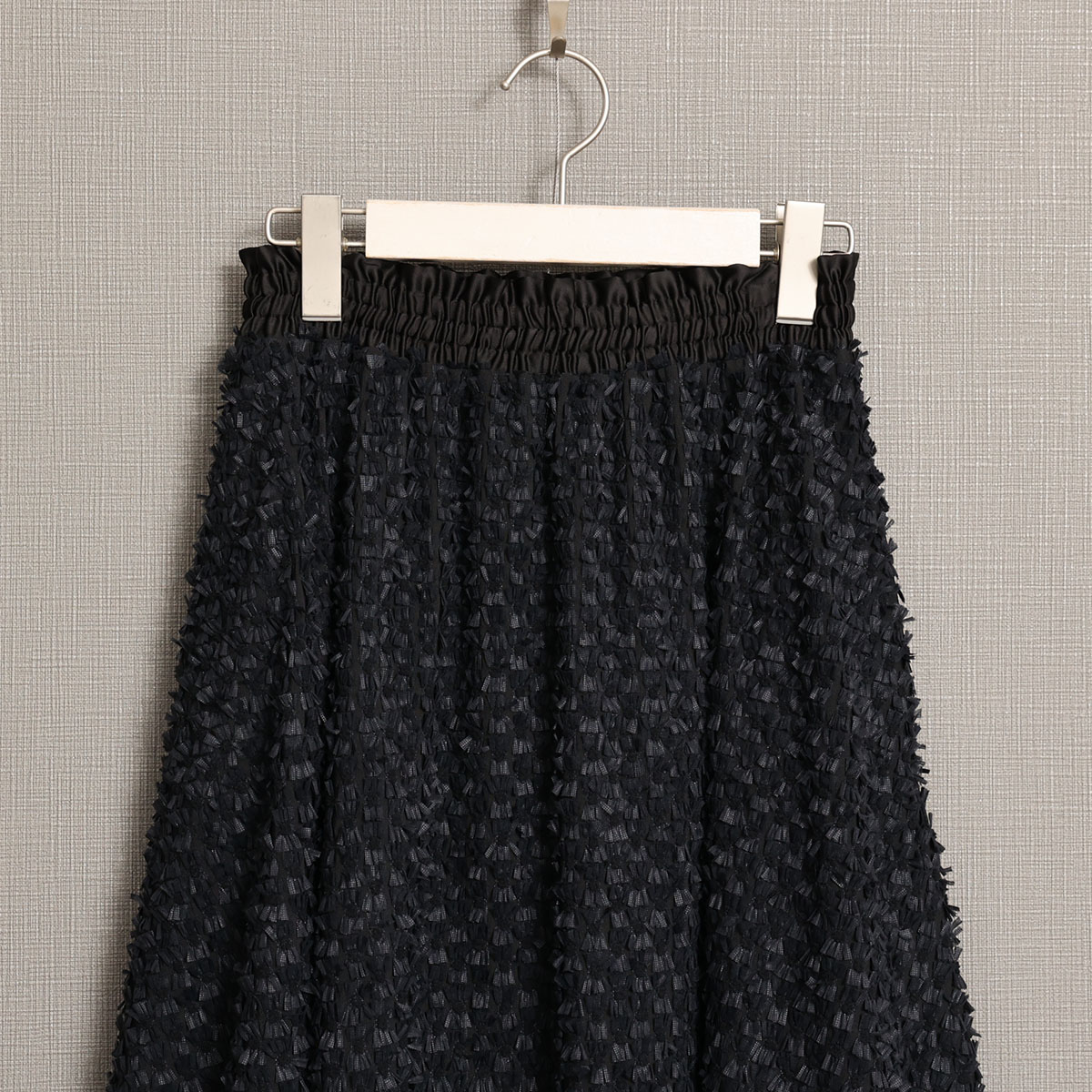 『Feather flower jacquard 』 Circular long skirt BLACKの画像