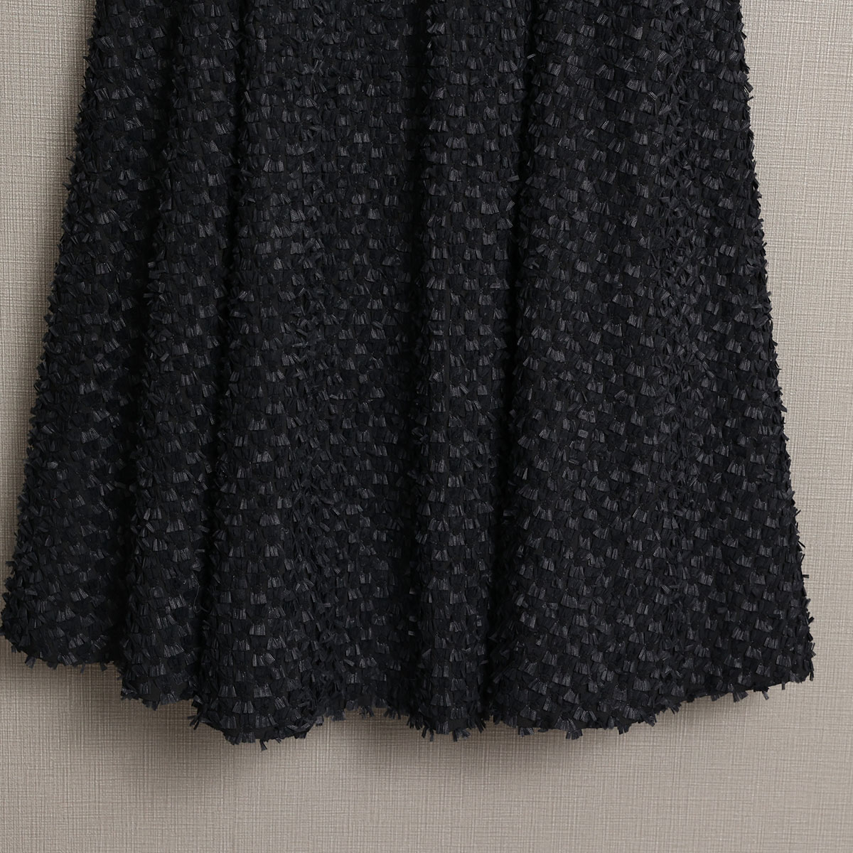 『Feather flower jacquard 』 Circular long skirt BLACKの画像