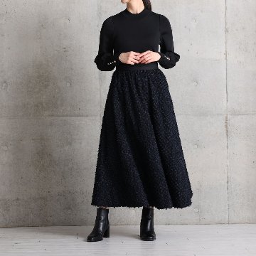 『Feather flower jacquard 』 Circular long skirt BLACKの画像