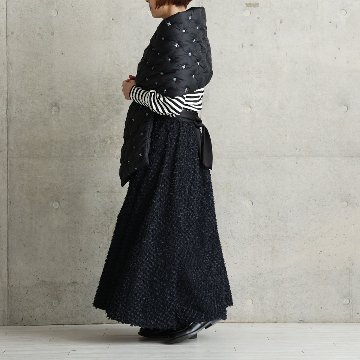 『Feather flower jacquard 』 Circular long skirt BLACKの画像