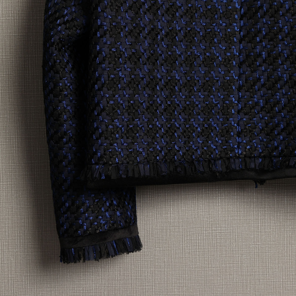 『Tulle houndstooth tweed』 No-collar jacket NAVYの画像