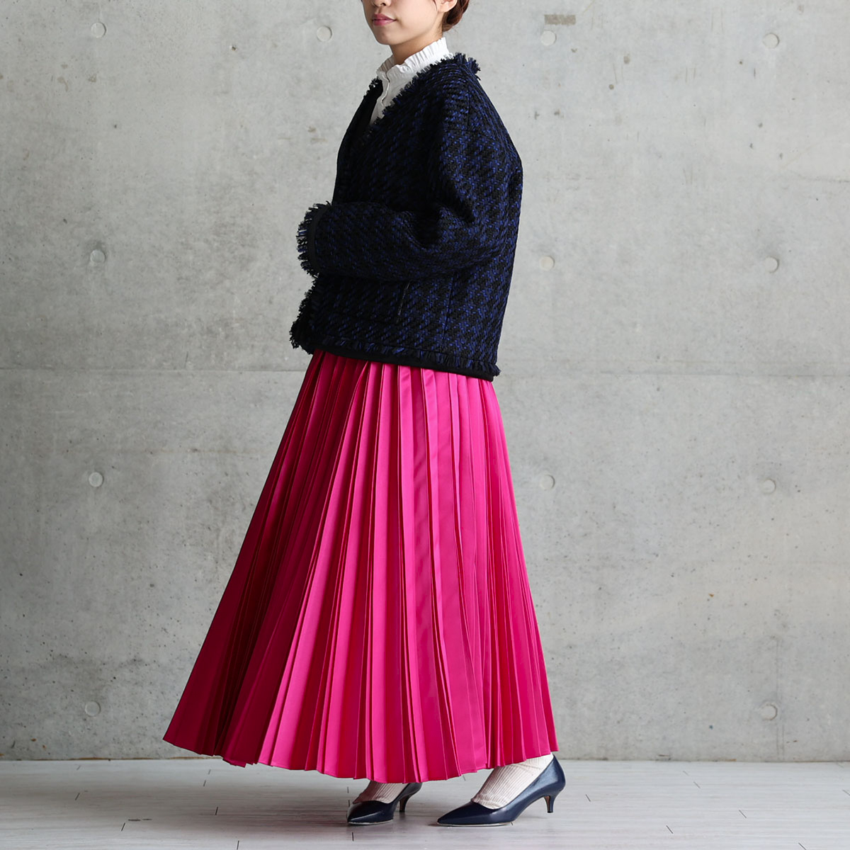 『Tulle houndstooth tweed』 No-collar jacket NAVYの画像