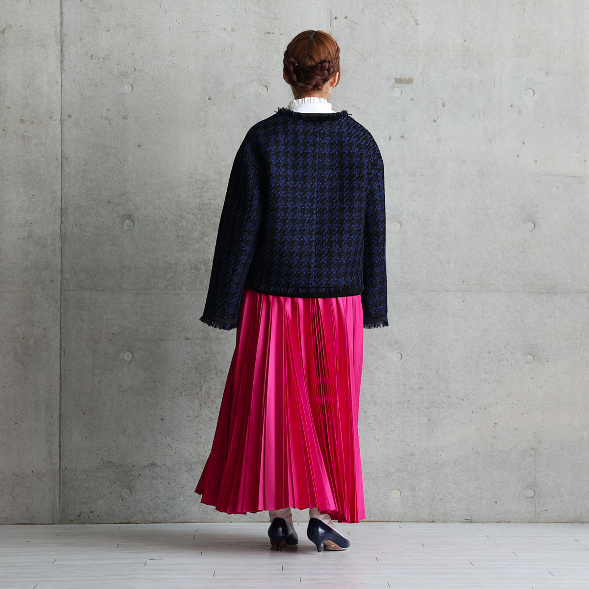 『Tulle houndstooth tweed』 No-collar jacket NAVYの画像