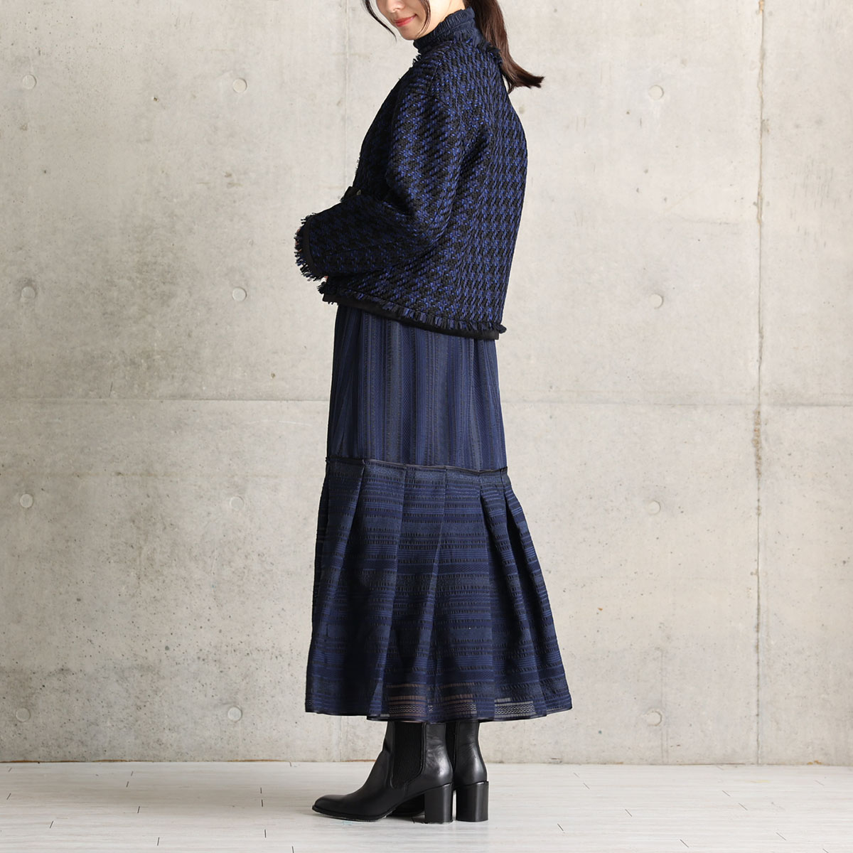 『Tulle houndstooth tweed』 No-collar jacket NAVYの画像