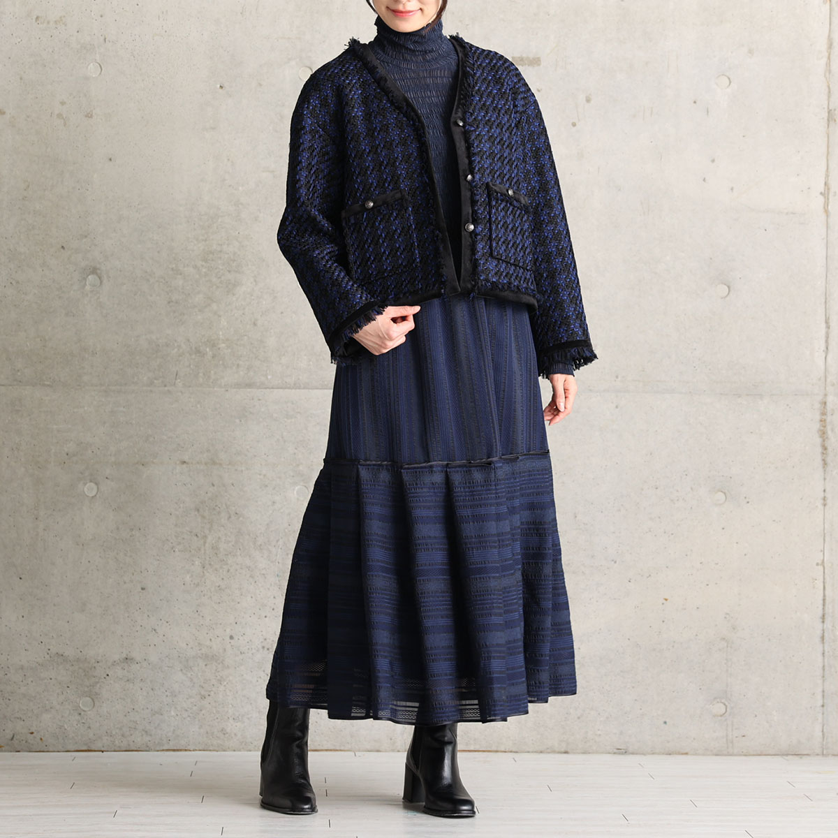 『Tulle houndstooth tweed』 No-collar jacket NAVYの画像