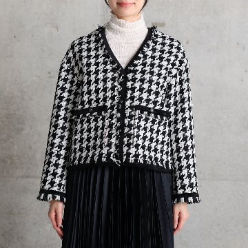 『Tulle houndstooth tweed』 No-collar jacket BLACKの画像