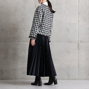 『Tulle houndstooth tweed』 No-collar jacket BLACKの画像