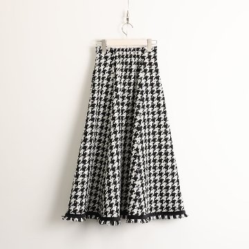 『Tulle houndstooth tweed』 Tuck flare skirt BLACKの画像