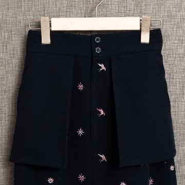 『The happy prince』 Straight skirt NAVYの画像